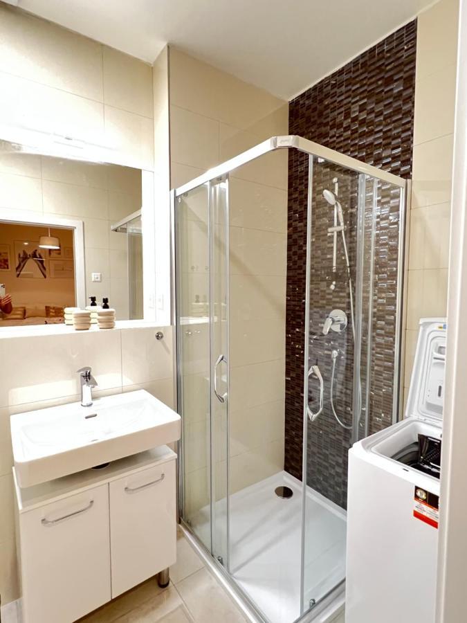פראג New Apartments Chain Florenc מראה חיצוני תמונה